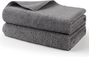 Professional Large Microfiber Car Cleaning Towels, 2-pack, lint-free, scratch-resistant, highly absorbent, suitable for cars, RVs, trucks, and boats, 31 inches x 24 inches, grey